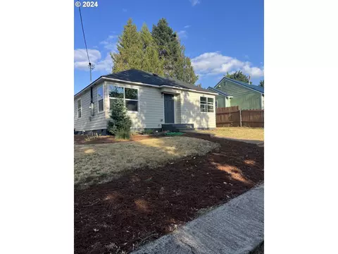 210 SW Ash St, Willamina, OR 97396