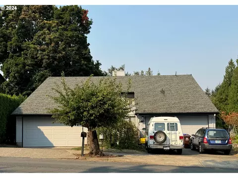 3495 SE 1st St, Gresham, OR 97080