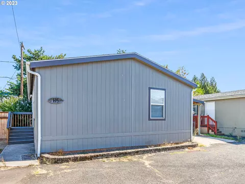 10701 SE Highway 212 #H5, Clackamas, OR 97015