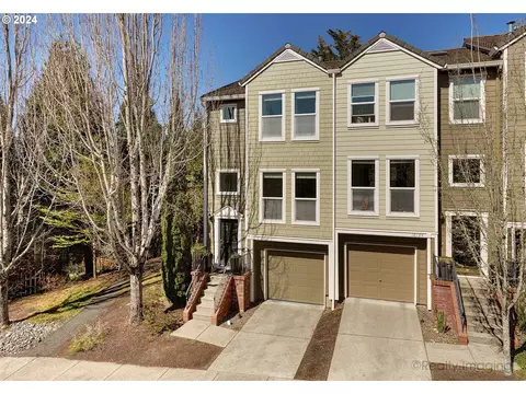 10126 NW Wilshire Ln #34, Portland, OR 97229