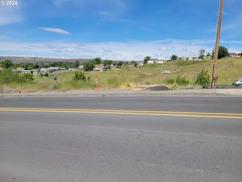 1101 SW Marshall Pl, Pendleton, OR 97801