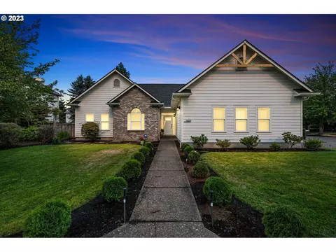 3199 Saint Croix St, Eugene, OR 97408