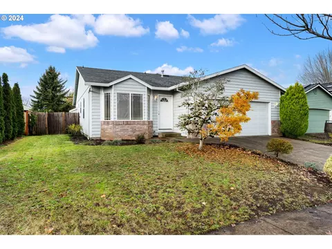 497 SE 72nd Ave, Hillsboro, OR 97123