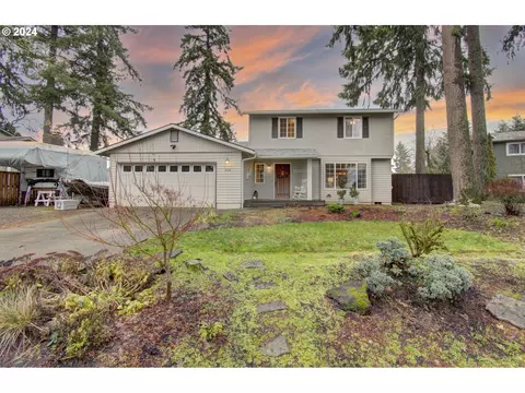 304 NW 8th St, Battle Ground, WA 98604