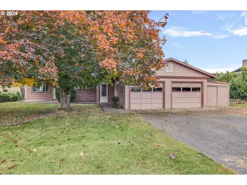 2996 Kusisto Rd, Hood River, OR 97031