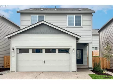 4038 SW 42nd St, Gresham, OR 97080