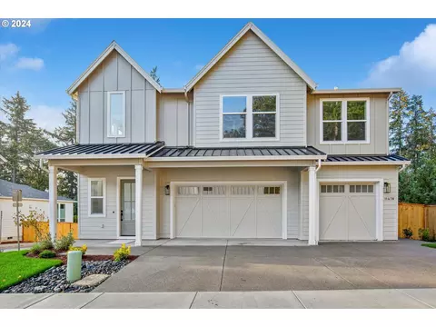 11478 SW Colmar Ln, Portland, OR 97225
