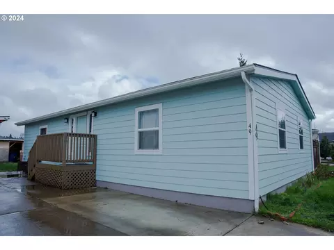 4155 Lancaster Dr NE #49, Salem, OR 97305