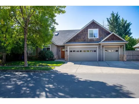 2641 Crowther Dr, Eugene, OR 97404