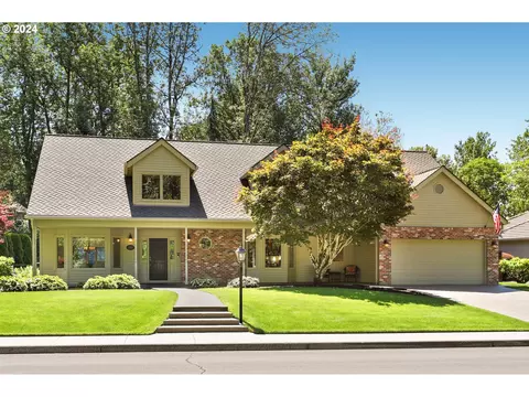 3150 NW Bauer Woods Dr, Portland, OR 97229
