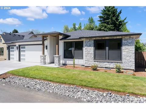 4907 NE 131st St, Vancouver, WA 98686
