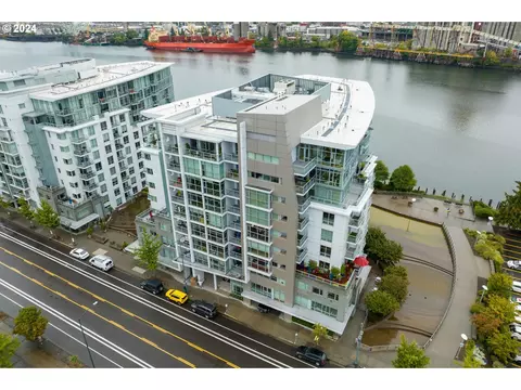 1260 NW Naito Pkwy #308, Portland, OR 97209