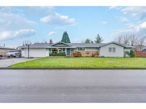 662 NW 18th St, Mcminnville, OR 97128