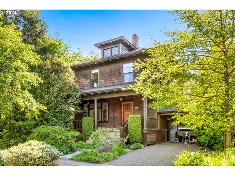 5215 NE 30th Ave, Portland, OR 97211