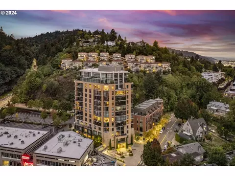 2351 NW Westover Rd #1202, Portland, OR 97210