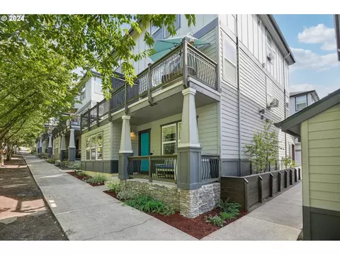 6716 N Pittsburg Ave, Portland, OR 97203