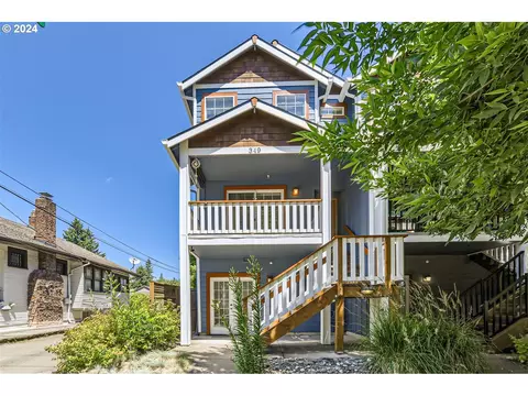 349 W Main St, Hillsboro, OR 97123