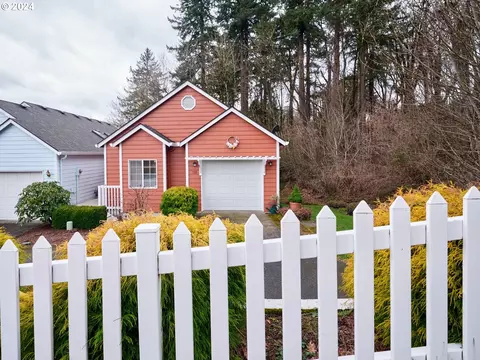 739 NE Dallas St, Camas, WA 98607