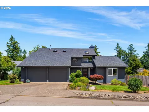 2938 Carriage Way, West Linn, OR 97068