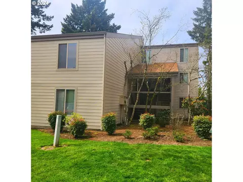 10253 SW Trapper Ter, Beaverton, OR 97008