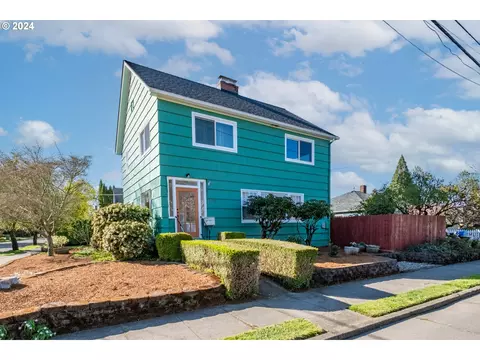 505 21st St NE, Salem, OR 97301