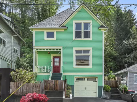 3549 Franklin Ave, Astoria, OR 97103