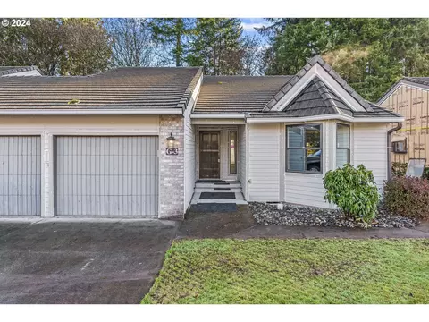 3300 NE 164th St #G3, Ridgefield, WA 98642