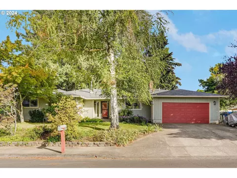 1267 Judy St, Woodburn, OR 97071