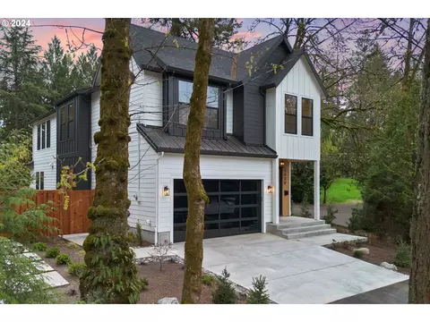 1330 S Pomona St, Portland, OR 97219