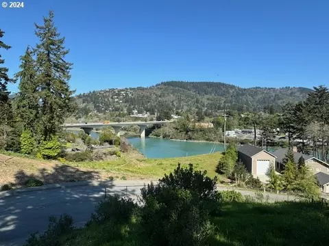 0000 Riverview Dr #6, Brookings, OR 97415
