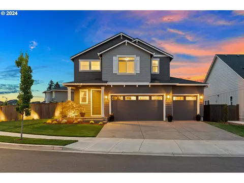 11855 SE Horse Tail Falls Way, Happy Valley, OR 97086