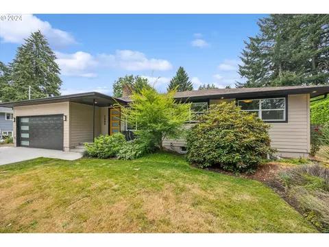 5486 SE Harlene St, Milwaukie, OR 97222