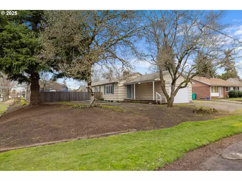 1904 SE 87th Ave, Portland, OR 97216