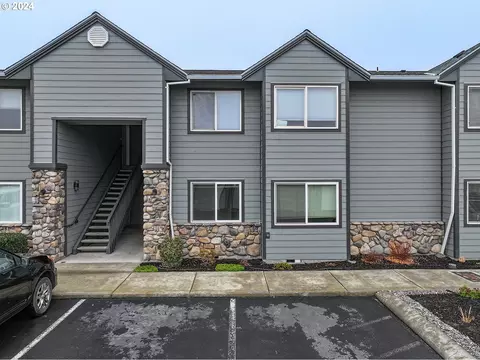 240 Lone Pine Ln #3, The Dalles, OR 97058