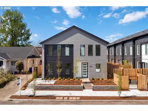 7457 N Mohawk Ave #8, Portland, OR 97203