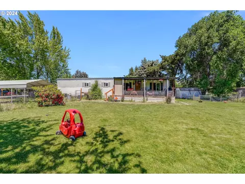 1110 Dasso Ave, Dallesport, WA 98617
