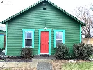 609 N Russell St, Milton Freewater, OR 97862