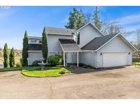 21244 Liberty St NE, Aurora, OR 97002