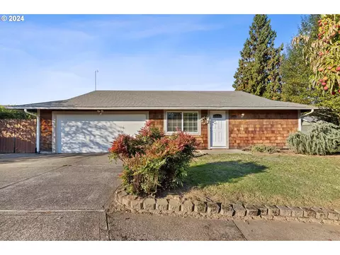 3825 SE 6th St, Gresham, OR 97080