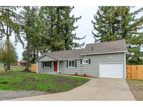 248 SW Hill Dr, Willamina, OR 97396