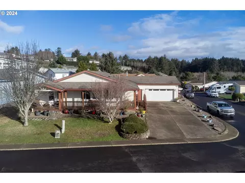 2815 NE 46th Loop, Lincoln City, OR 97367