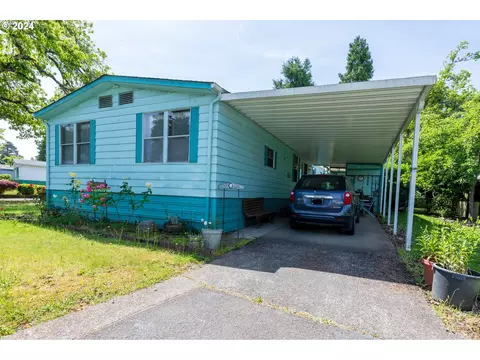 1125 58th St #75, Springfield, OR 97478