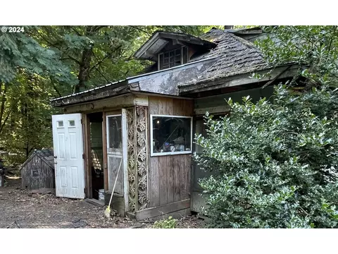 15839 NW Rock Creek Rd, Portland, OR 97231