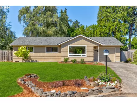10215 SE 41st Ct, Milwaukie, OR 97222