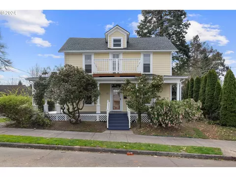 636 SE Umatilla St, Portland, OR 97202