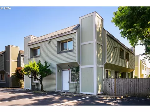 2537 SE 119th Ave #7, Portland, OR 97266