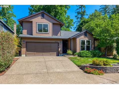 15223 SW Thurston Ln, Portland, OR 97224