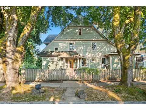 1306 SE 28th Ave, Portland, OR 97214