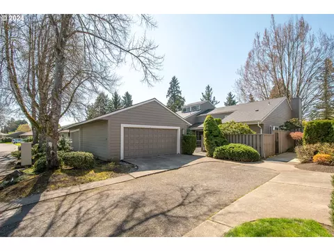 32105 SW Boones Bend Rd, Wilsonville, OR 97070