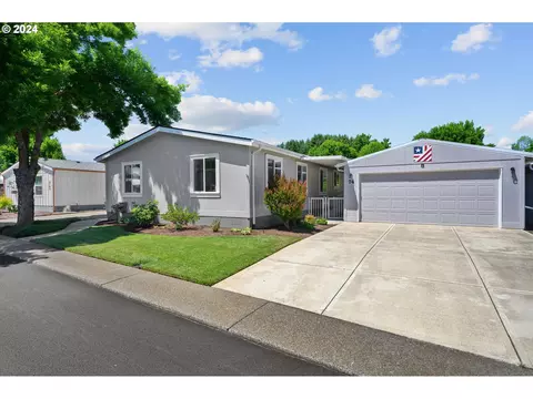 1401 W Ellendale Ave #74, Dallas, OR 97338